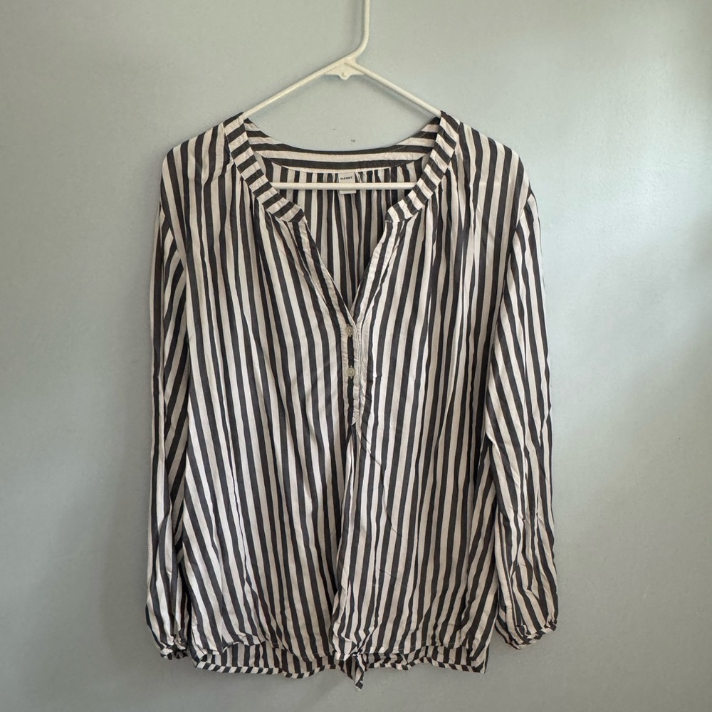 Old Navy Long Sleeve Blouse